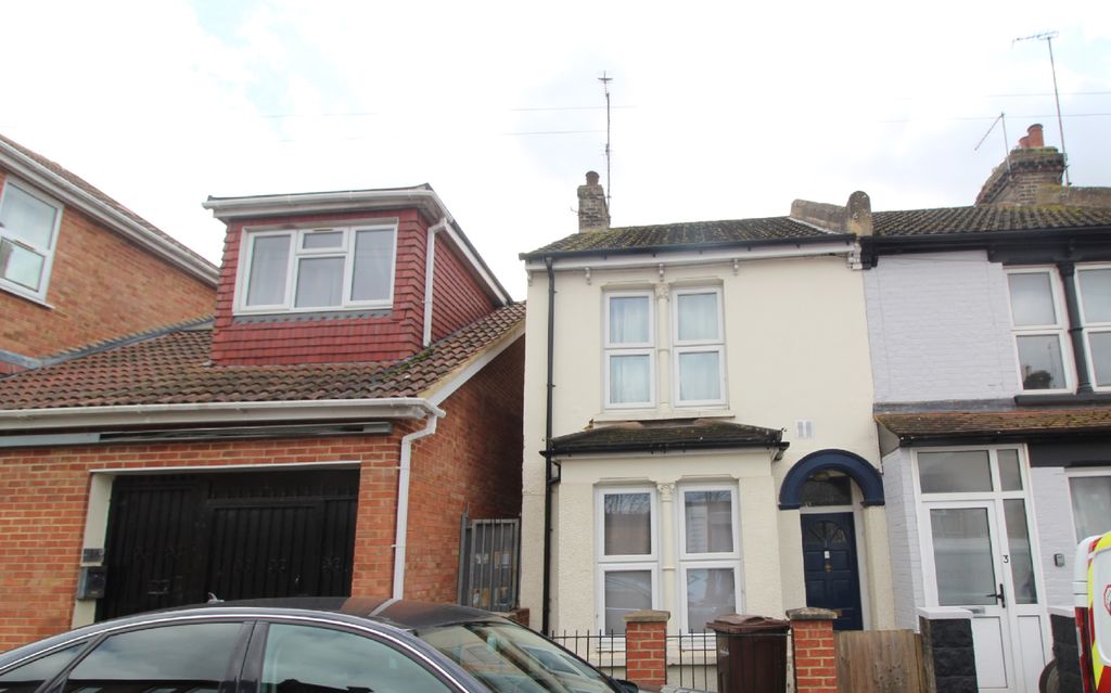 Property photo 1 of 6