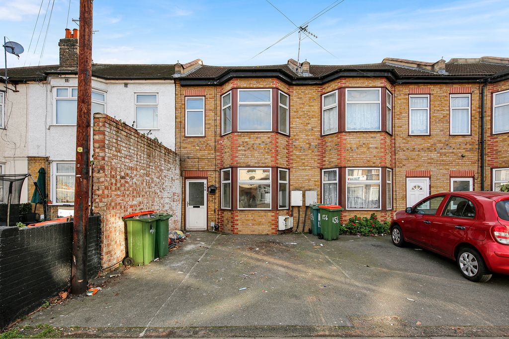 Property photo 1 of 23