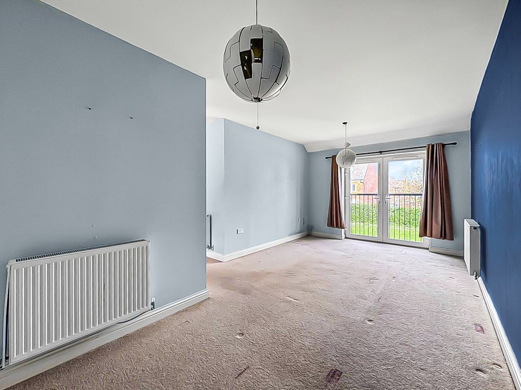 Property photo 3 of 8