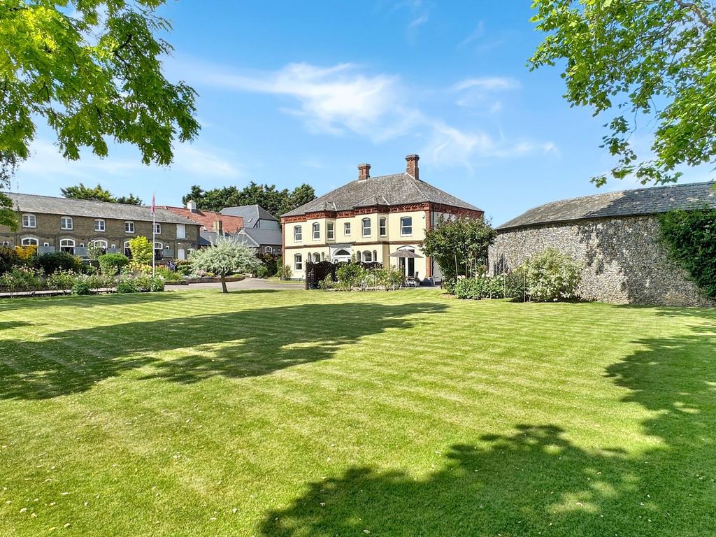 5 bed detached house for saleSt. Marys Square, Newmarket CB8