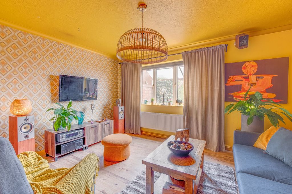 Property photo 2 of 14 Picture No. 13