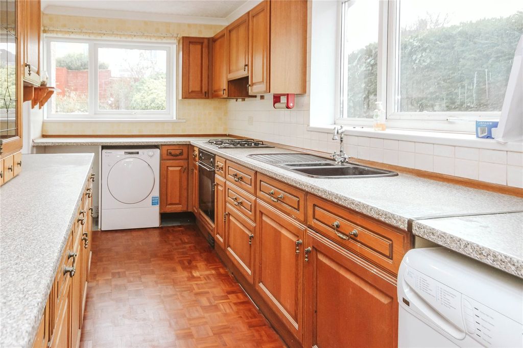 Property photo 3 of 11 Picture No. 26