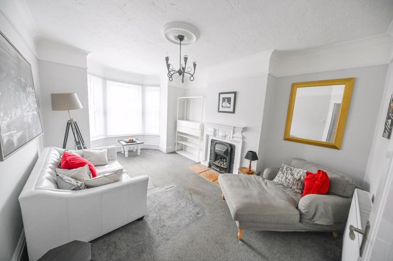 Property photo 1 of 6 Photo 3