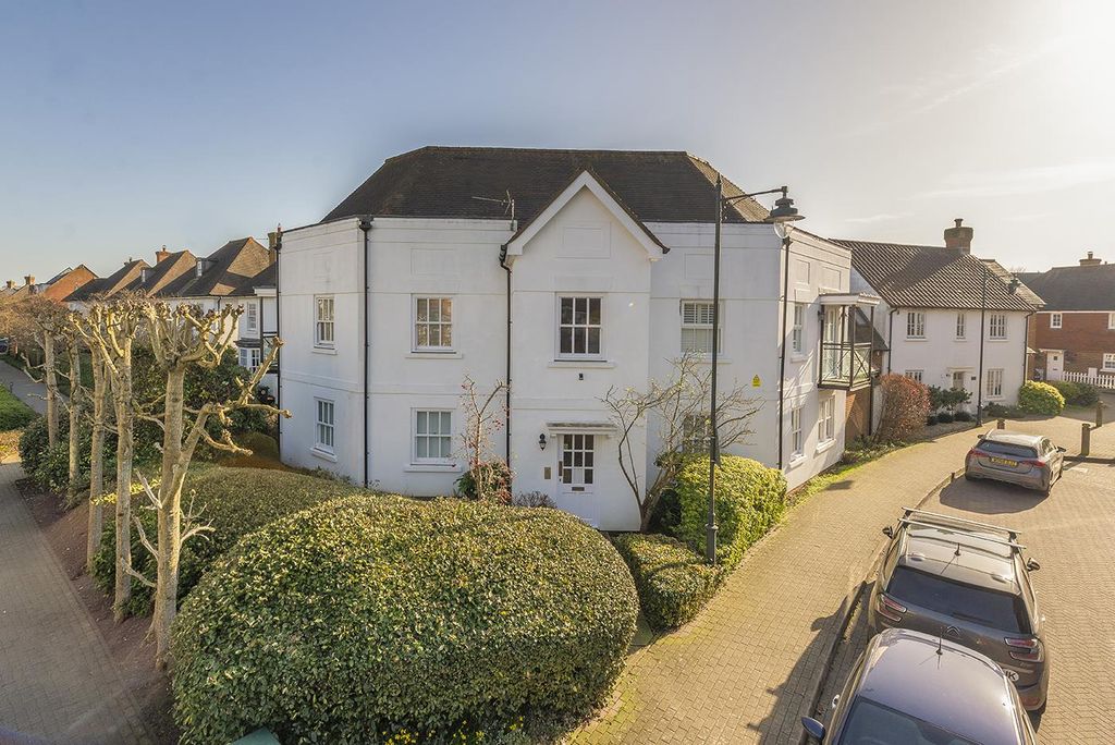 Property photo 1 of 12 24Fortune01.Jpg