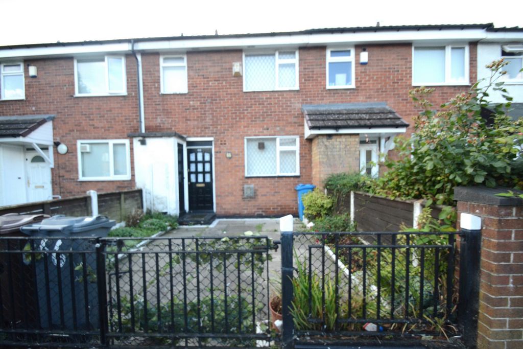 Property photo 1 of 11 Front
