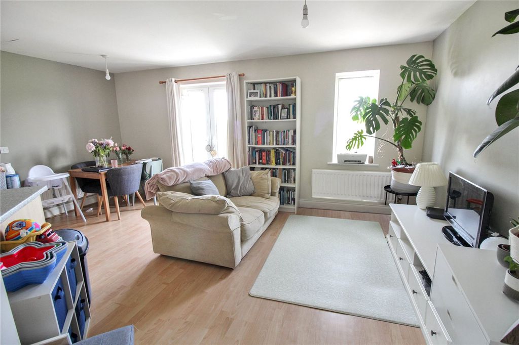 Property photo 2 of 15 Picture No. 06