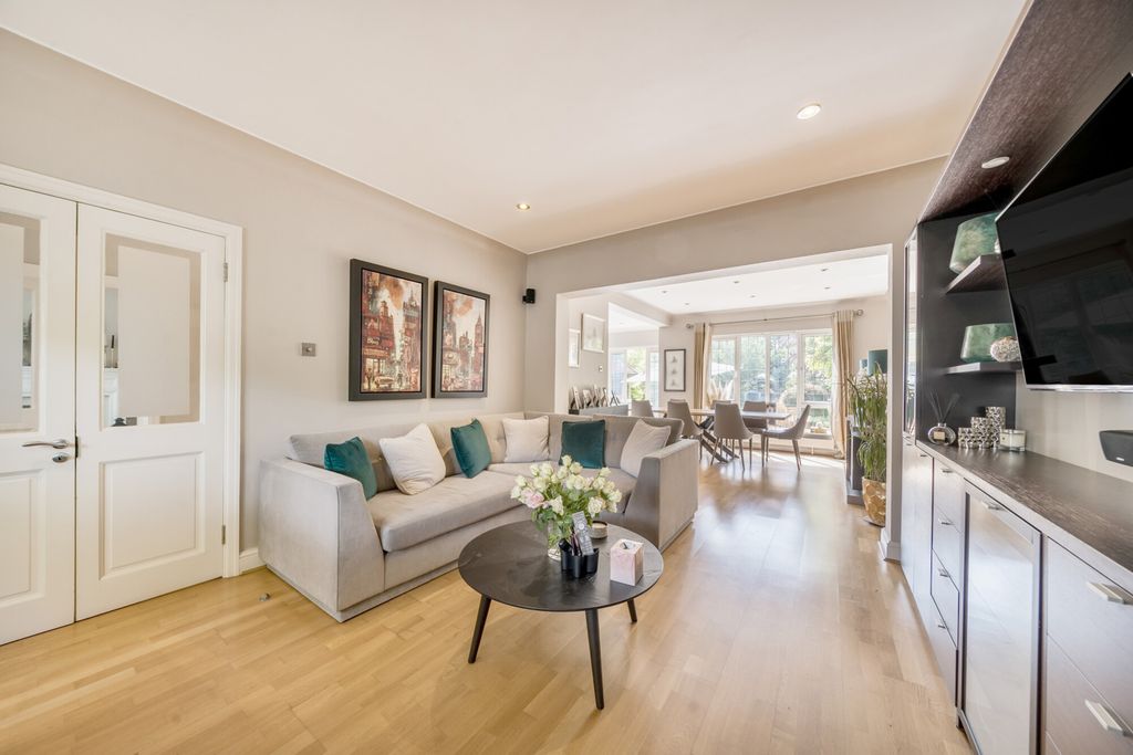 Property photo 3 of 24 1334248-12-68936B...