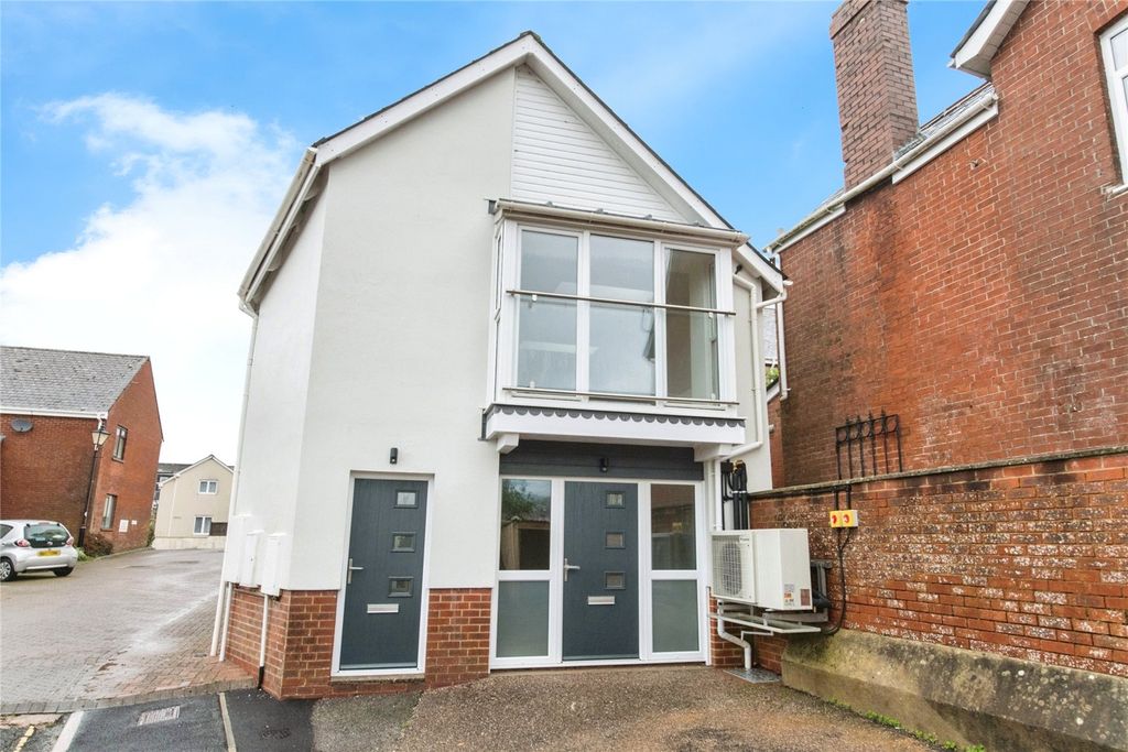Property photo 1 of 14 Picture No. 07