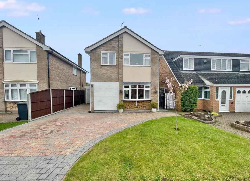 Property photo 1 of 16 144Montague16.Jpg
