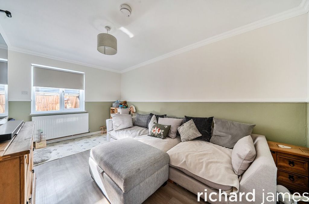 Property photo 3 of 11 6818Ca0Ae17648c1B56Cf9Acbe1A4523