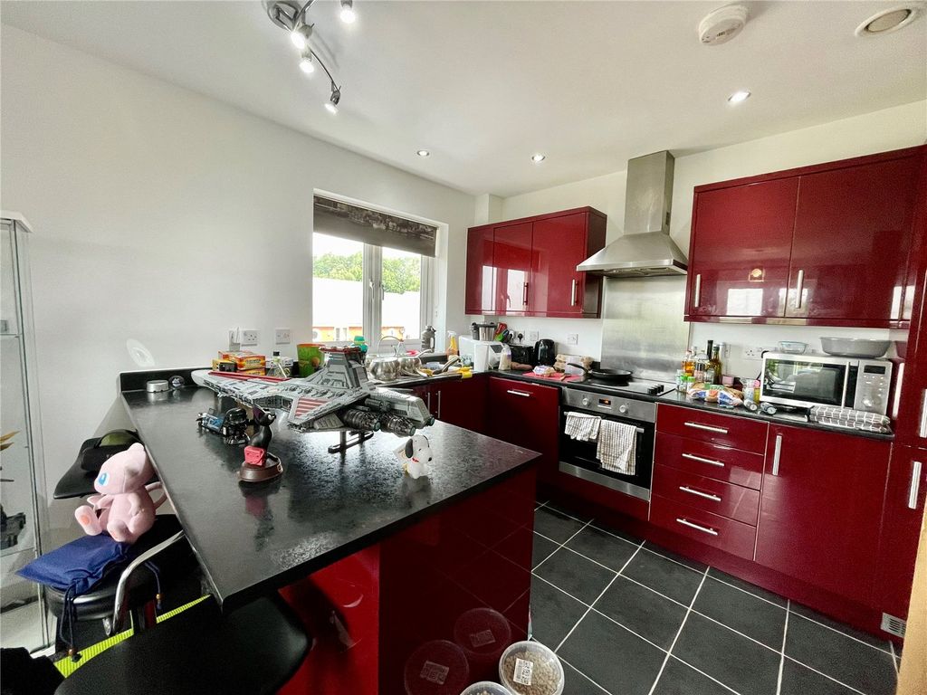 Property photo 3 of 11 Breakfast Kitchen