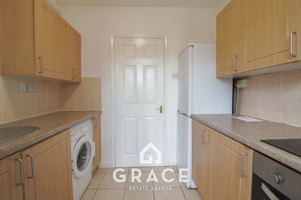 Property photo 2 of 6 Untitled_Hdr-4.Jpg