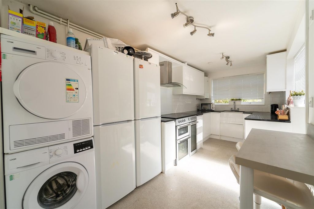 Property photo 3 of 9 Fas05962.Jpg