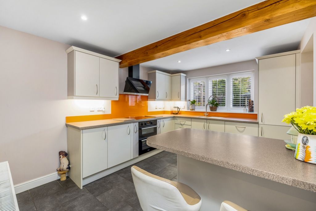 Property photo 3 of 43 3 Chestnut Close (Norton)-28