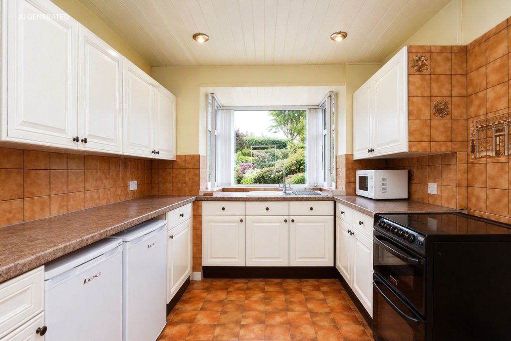 Property photo 2 of 18 Kitchen