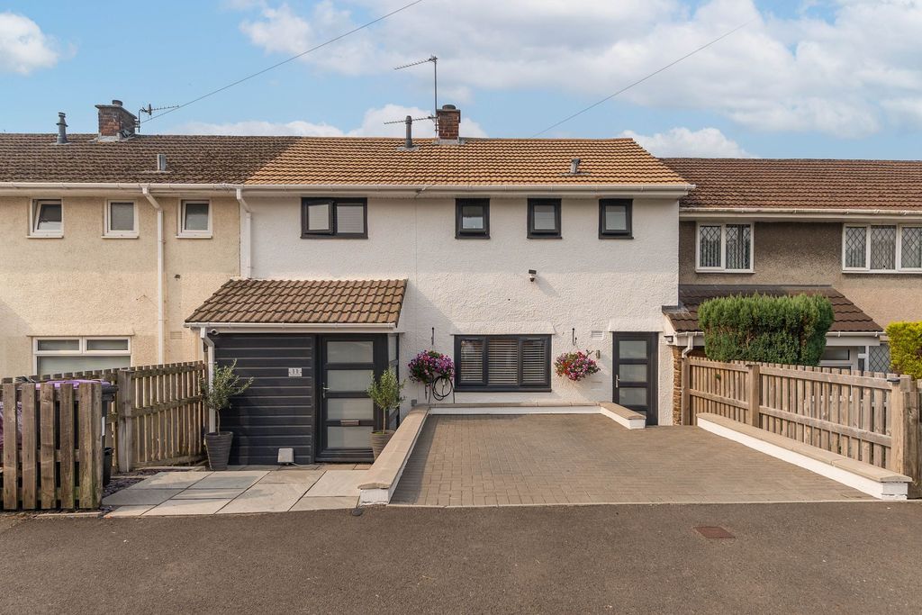 Property photo 1 of 29