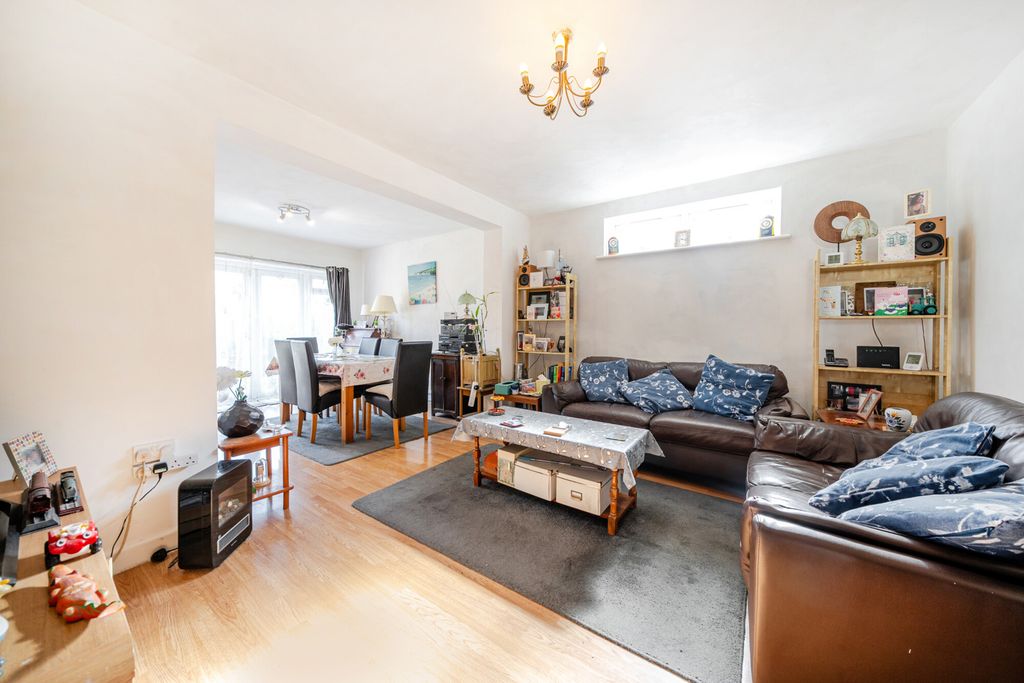 Property photo 3 of 19 1269930 (3).Jpg