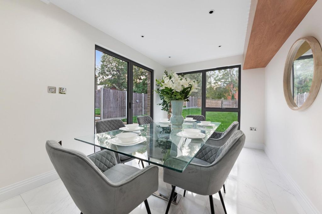 Property photo 1 of 11 0026815d-Ba33-464E-8726-80c46Da0A758.Jpg