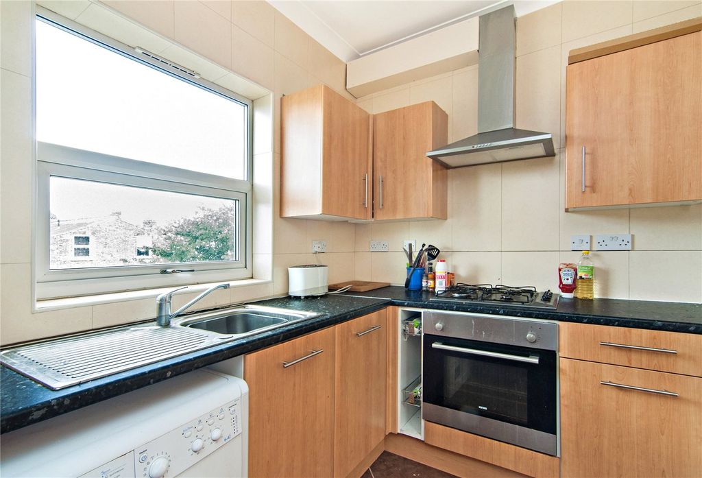 Property photo 2 of 6 Picture No. 02