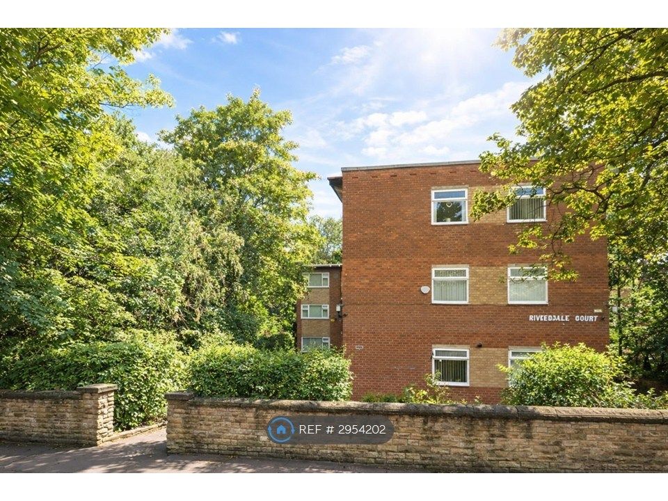 Property photo 1 of 11 Outside