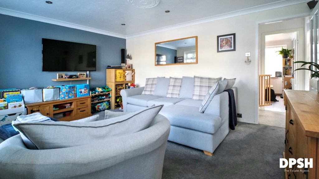 Property photo 3 of 22