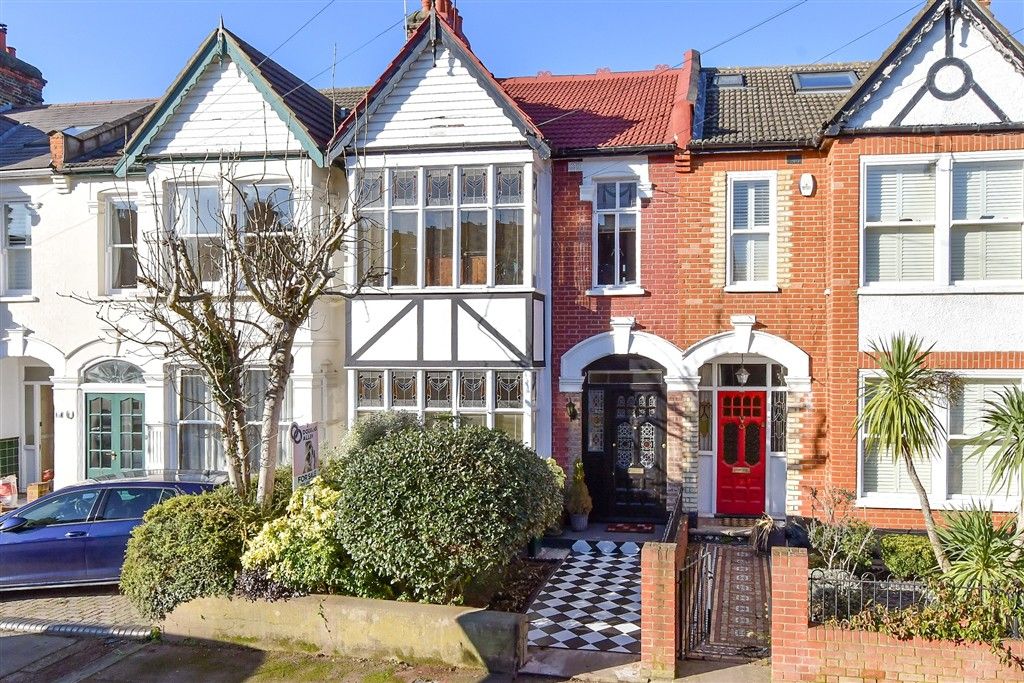 Property photo 3 of 18 External (Web)