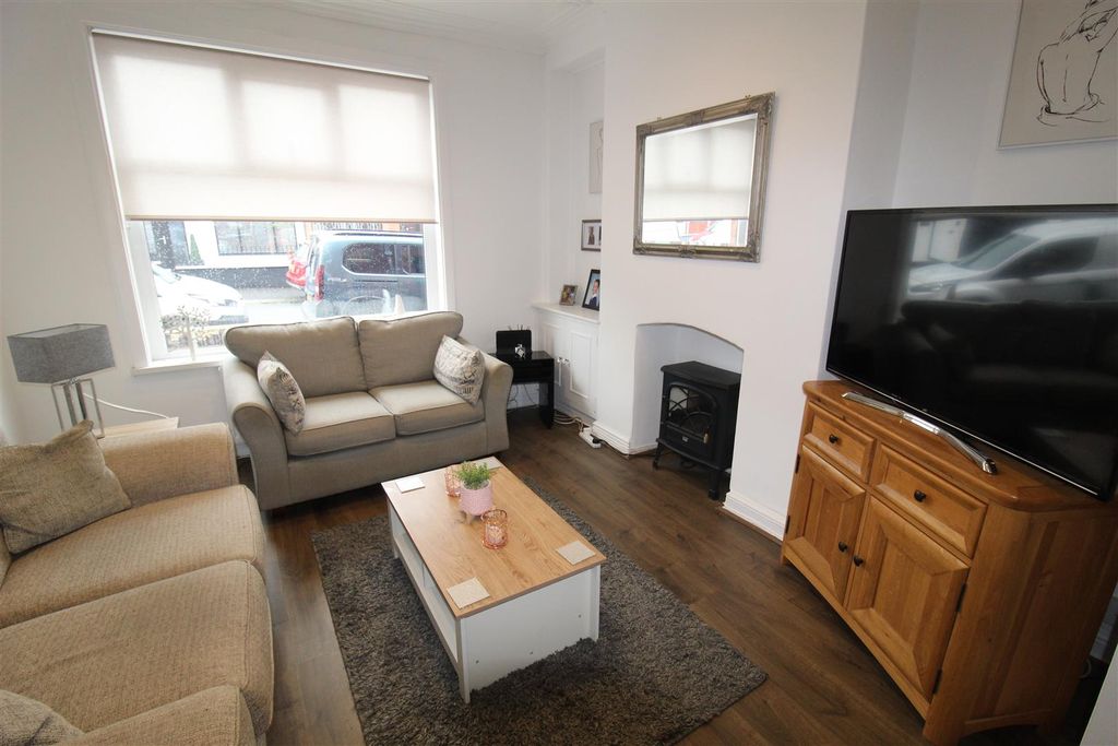 Property photo 2 of 10 Img_0811.Jpg