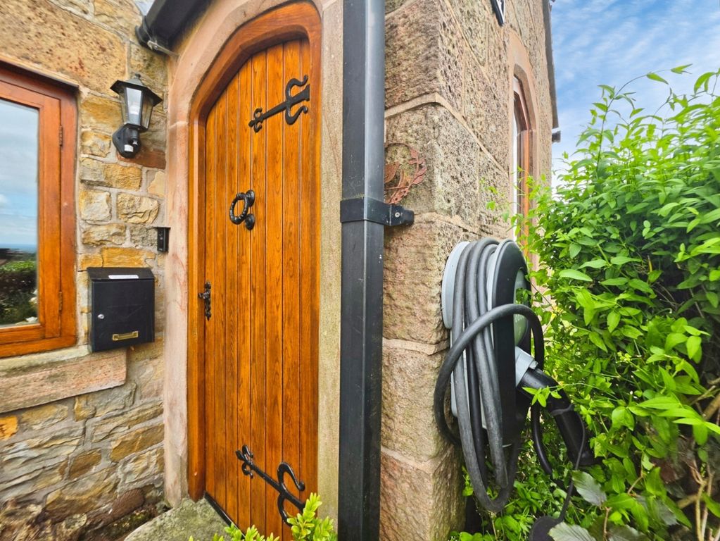 Property photo 3 of 51 Pbox-Img.Jpg