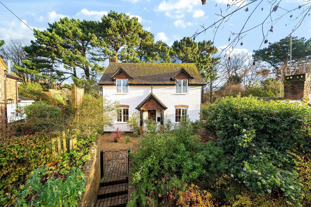 Property photo 1 of 23