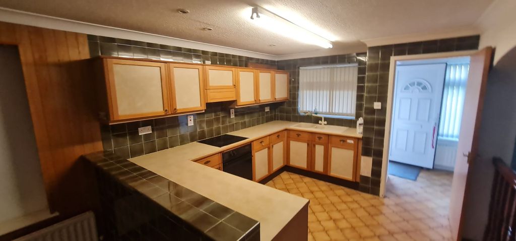 Property photo 2 of 15 Open Kitchen 