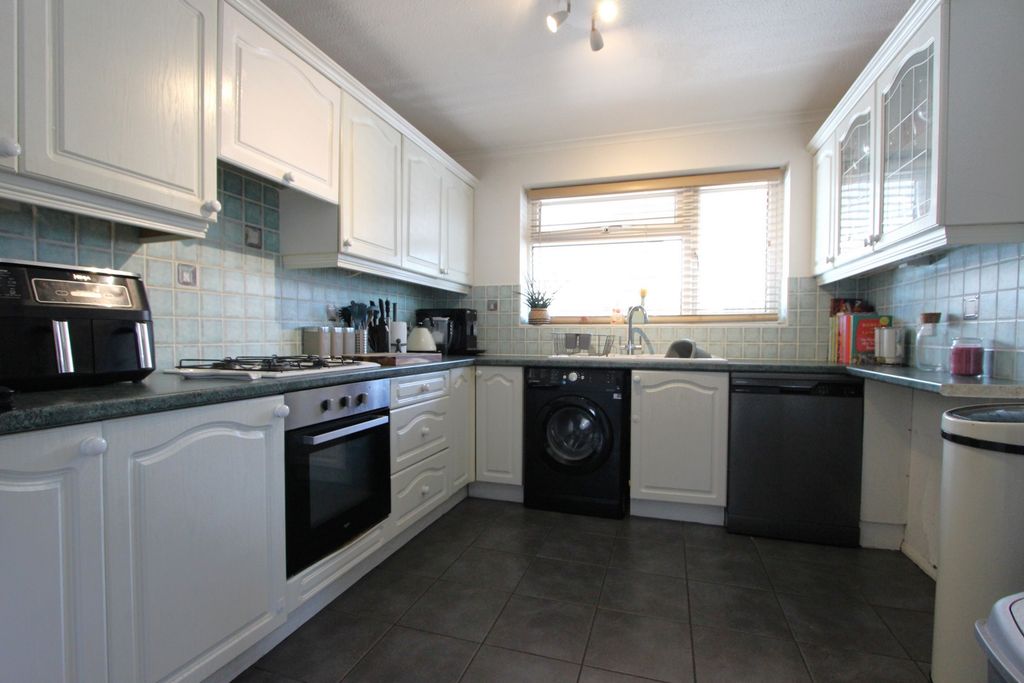 Property photo 2 of 13 Photo 7