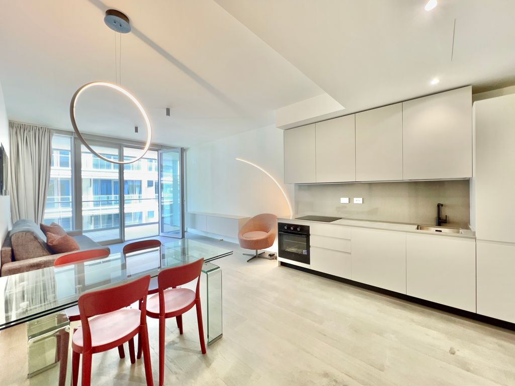 Property photo 1 of 28