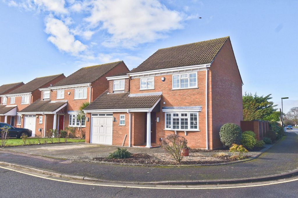 Property photo 1 of 18