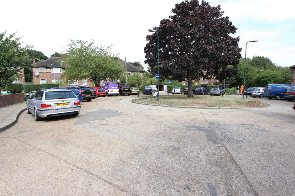 Property photo 2 of 12