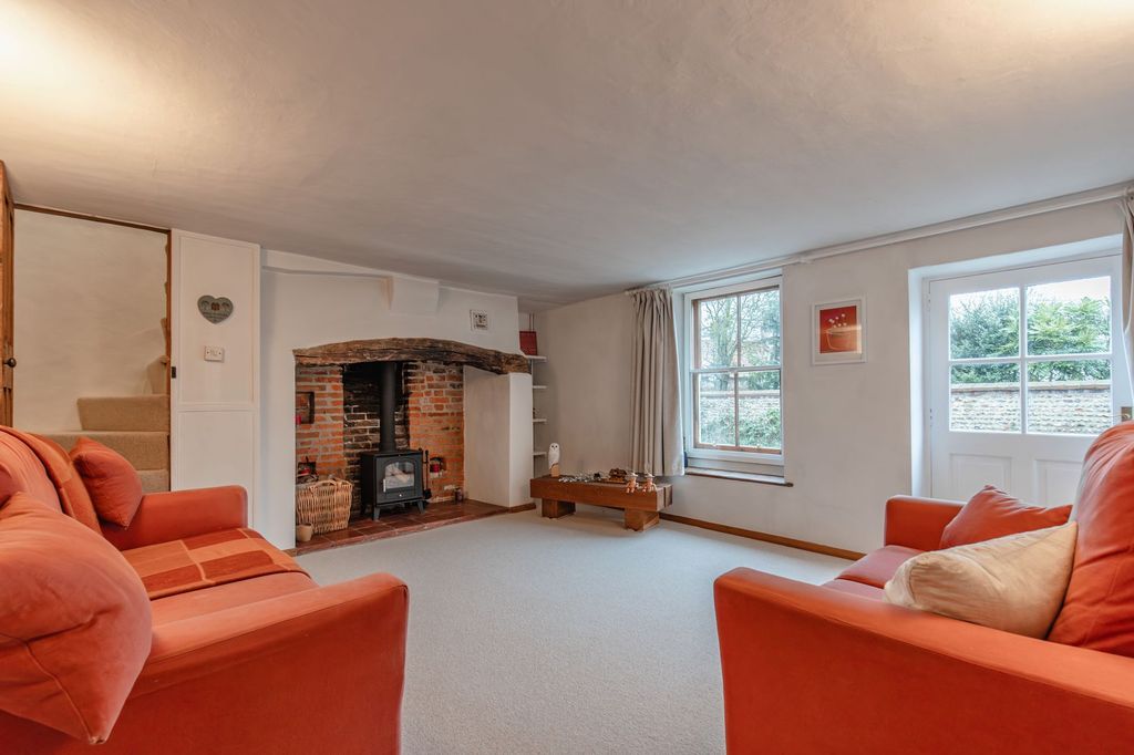 Property photo 3 of 17