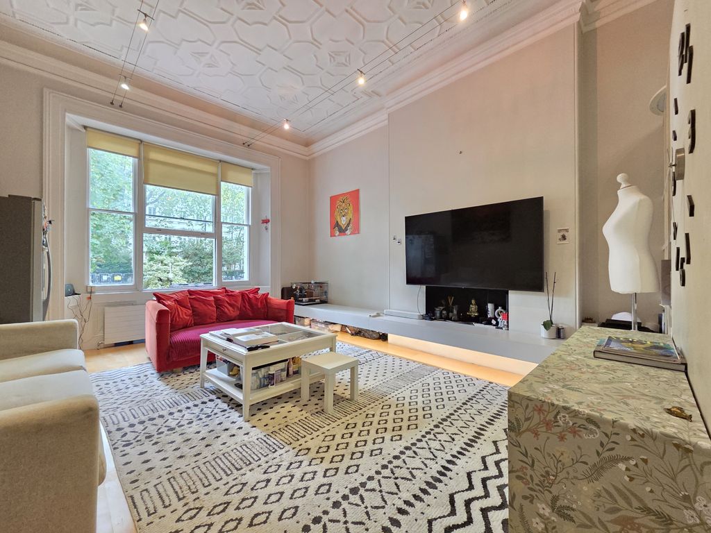 Property photo 1 of 6 Westbourne Terrace, London W2
