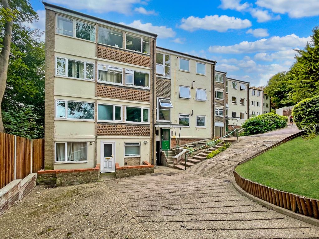 Property photo 1 of 6 4476190