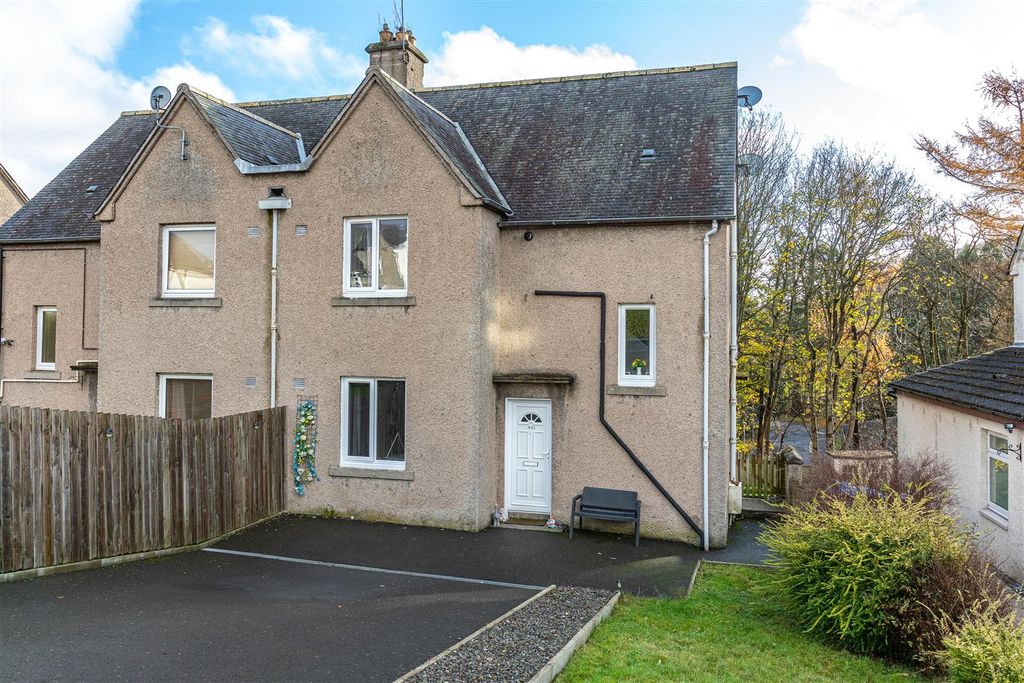 Property photo 1 of 23 15 Balmoral Avenue Galashiels 06.Jpg