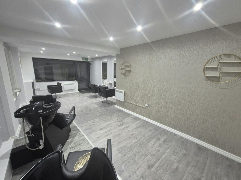 Property photo 3 of 9 Shop Floor