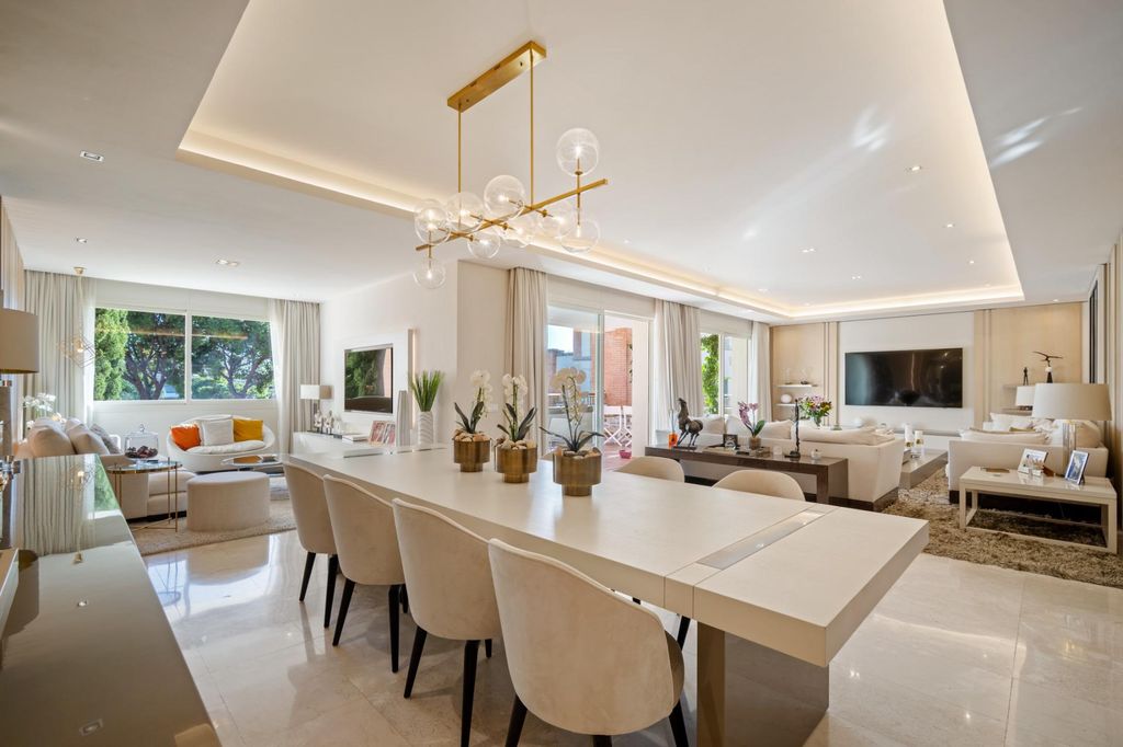 Property photo 2 of 45