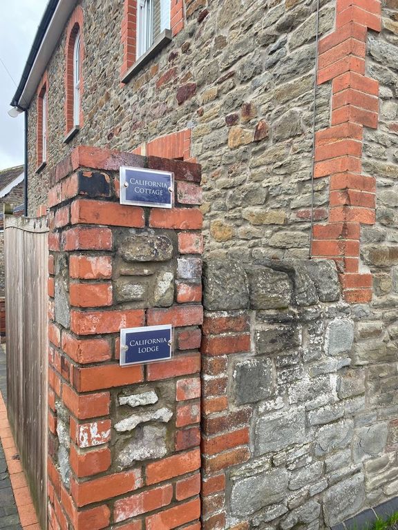 Property photo 2 of 24 Photo 53