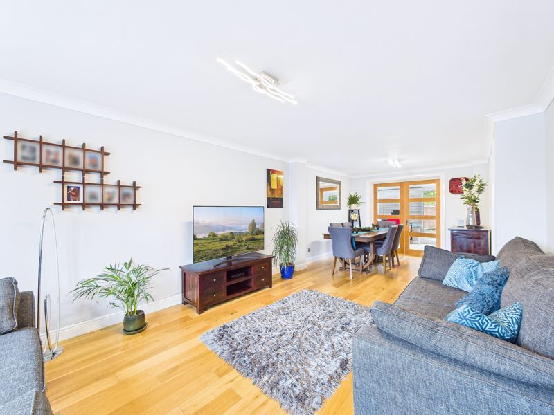 Property photo 2 of 31 Photo 13