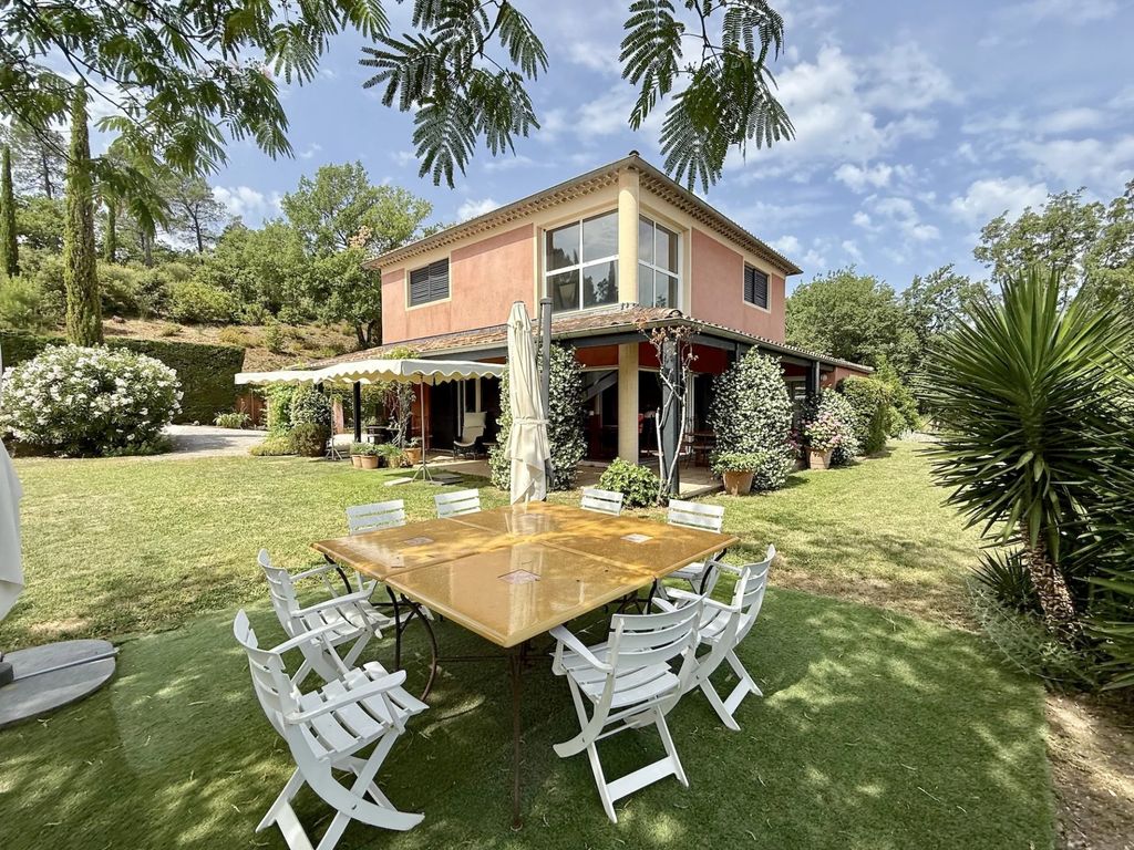 Property photo 2 of 29