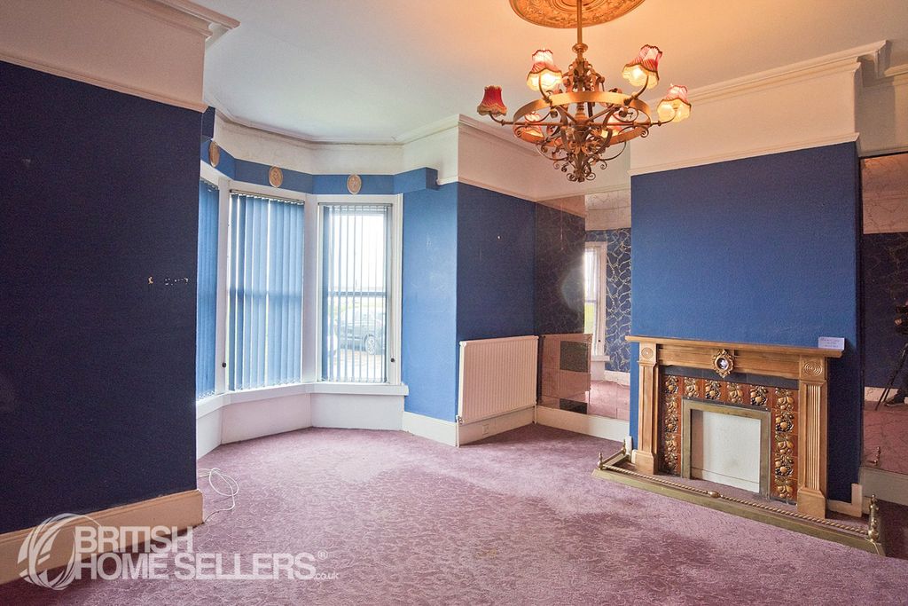 Property photo 2 of 16 Picture No. 07