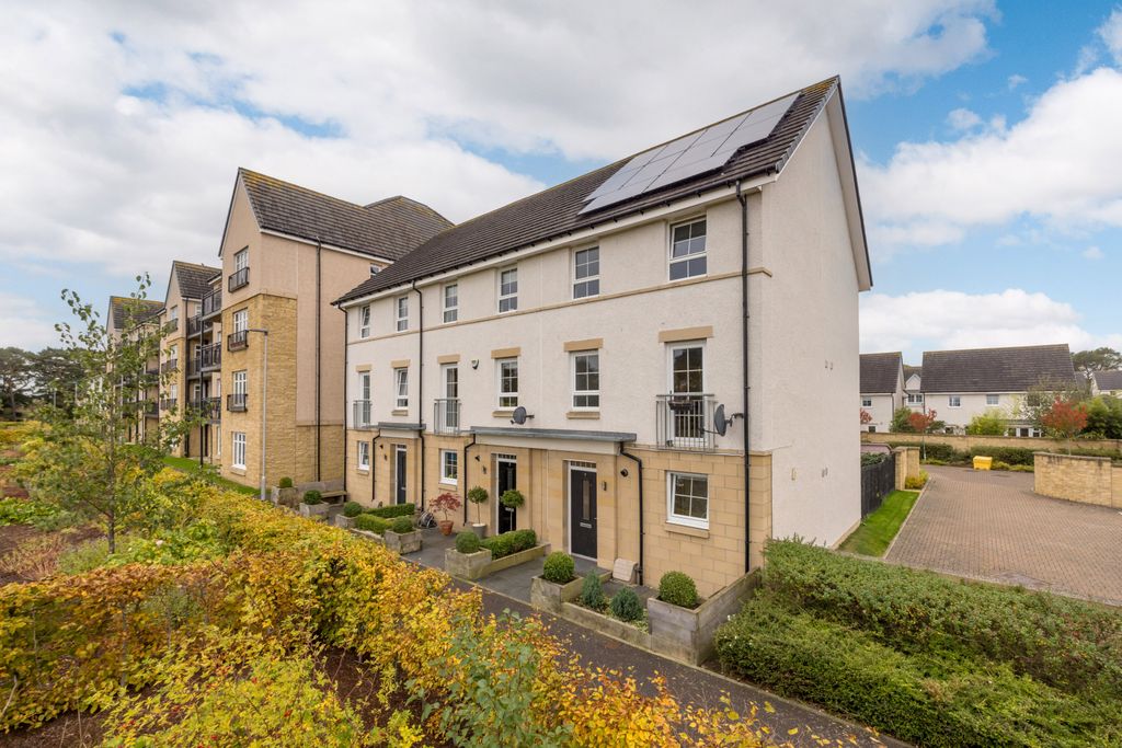 Property photo 1 of 26 1 Cowgill Gardens, Liberton,  Edinburgh, Eh16 6Fp