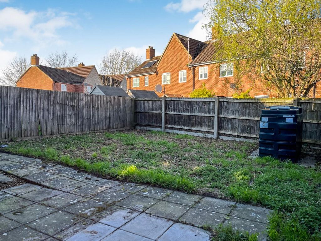 Property photo 2 of 10 Tlc_c9717Bfb-6Ae0-460A-8d65-616358Ffe27d_Faae16B.J