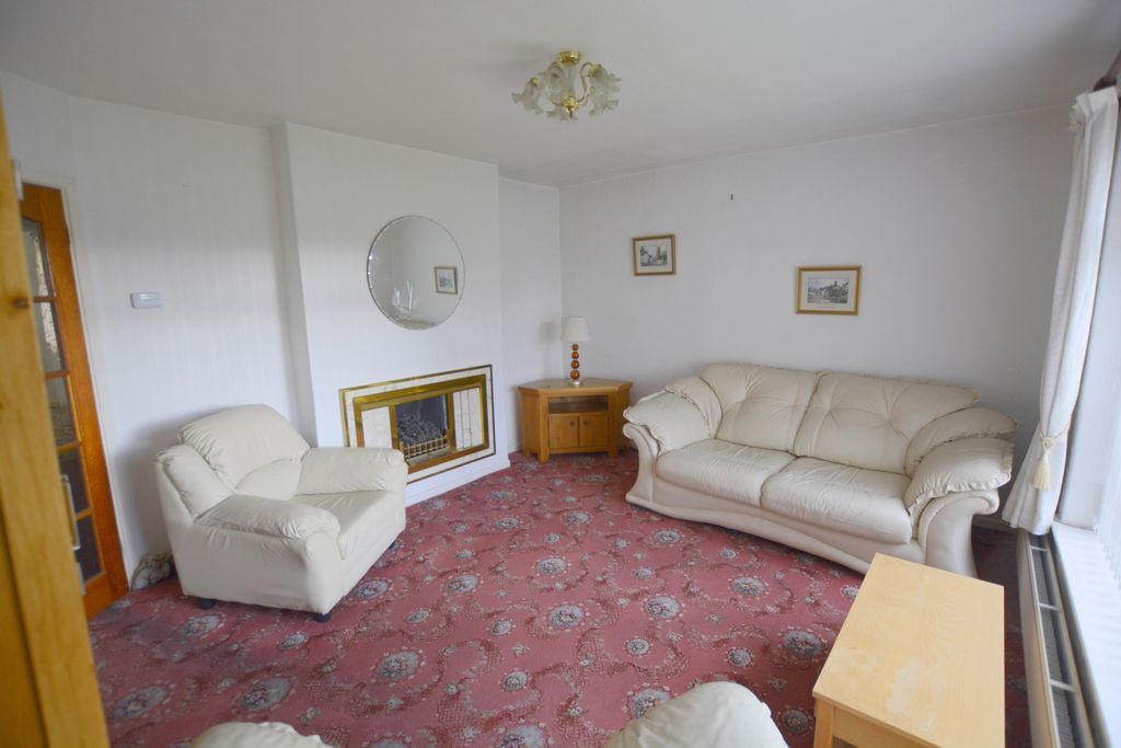 Property photo 3 of 12 Photo 20