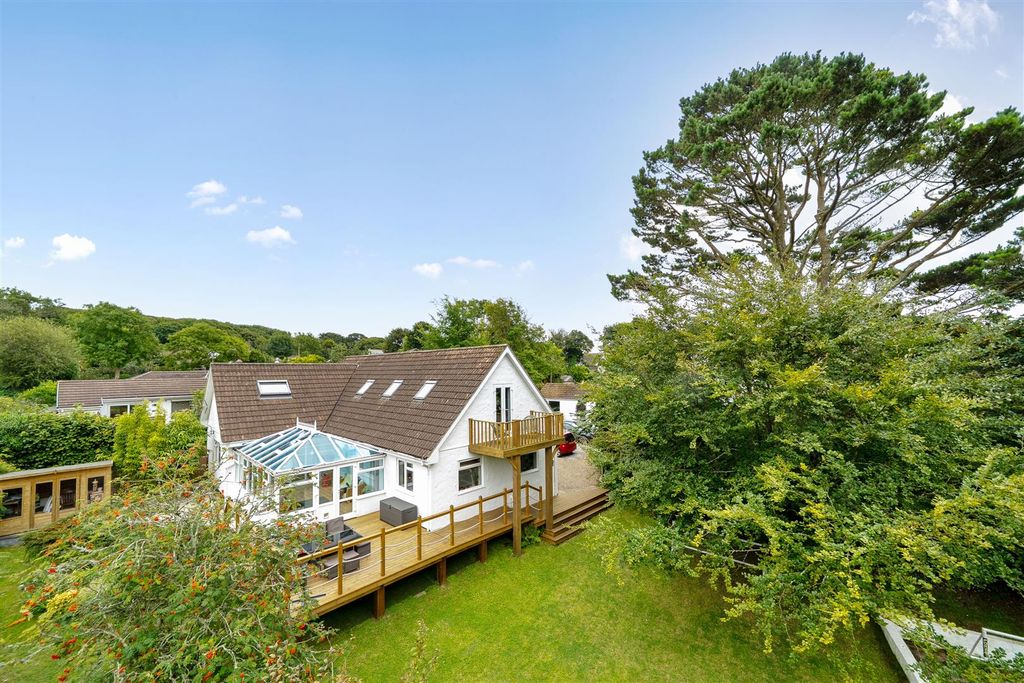 Property photo 1 of 45