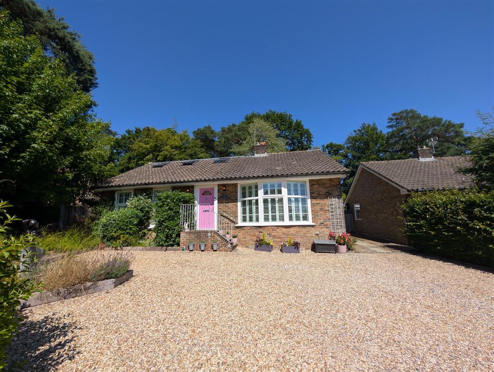 Property photo 1 of 24