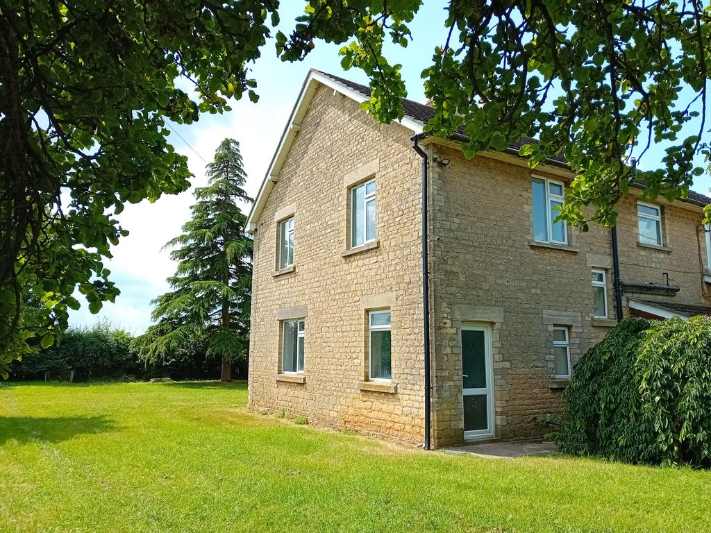 Property photo 1 of 18 Exterior